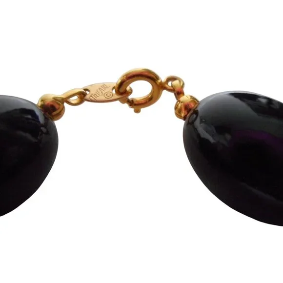 Vintage Estate Trifari Costume Black Chunky Bead bracelet 7" 1980s - Picture 3 of 3